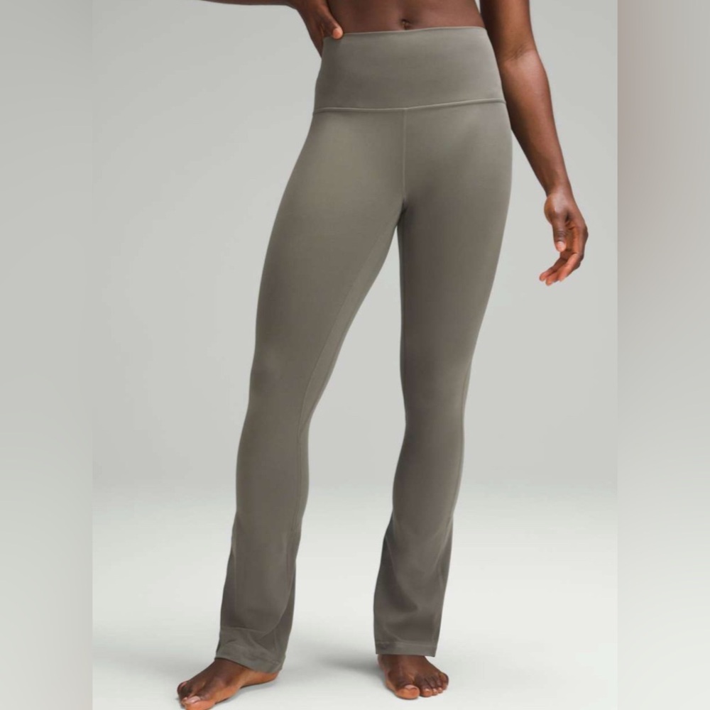 NWOT Lululemon Align High-Rise Mini-Flared Pant 28"